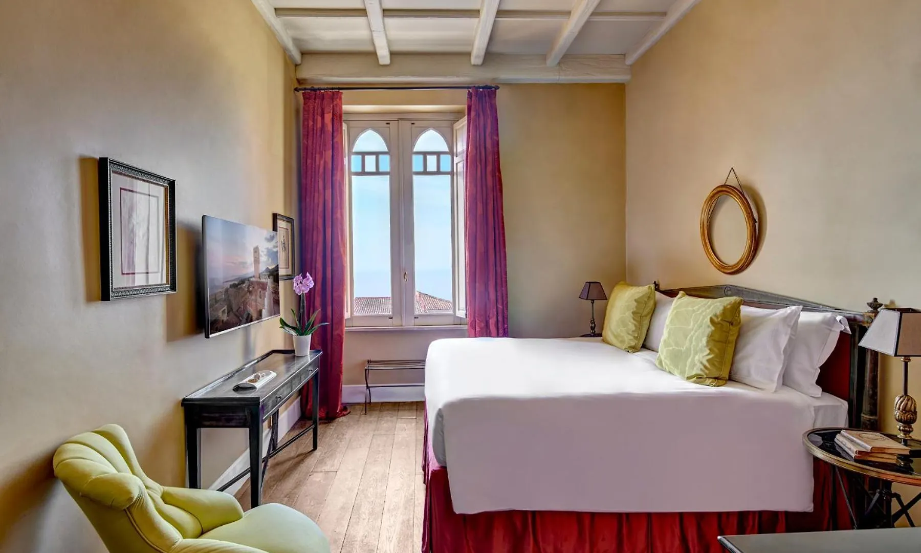 Palazzo Vecchio Taormina Hotel 5*,  Italy